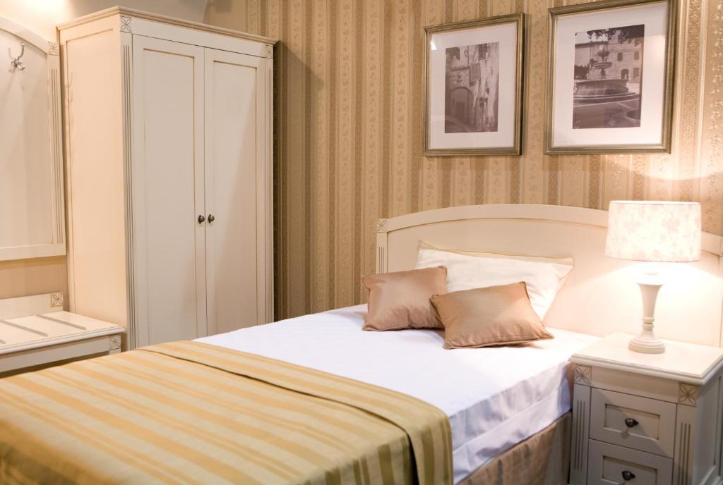Hotel Kasyno Jarocin Room photo