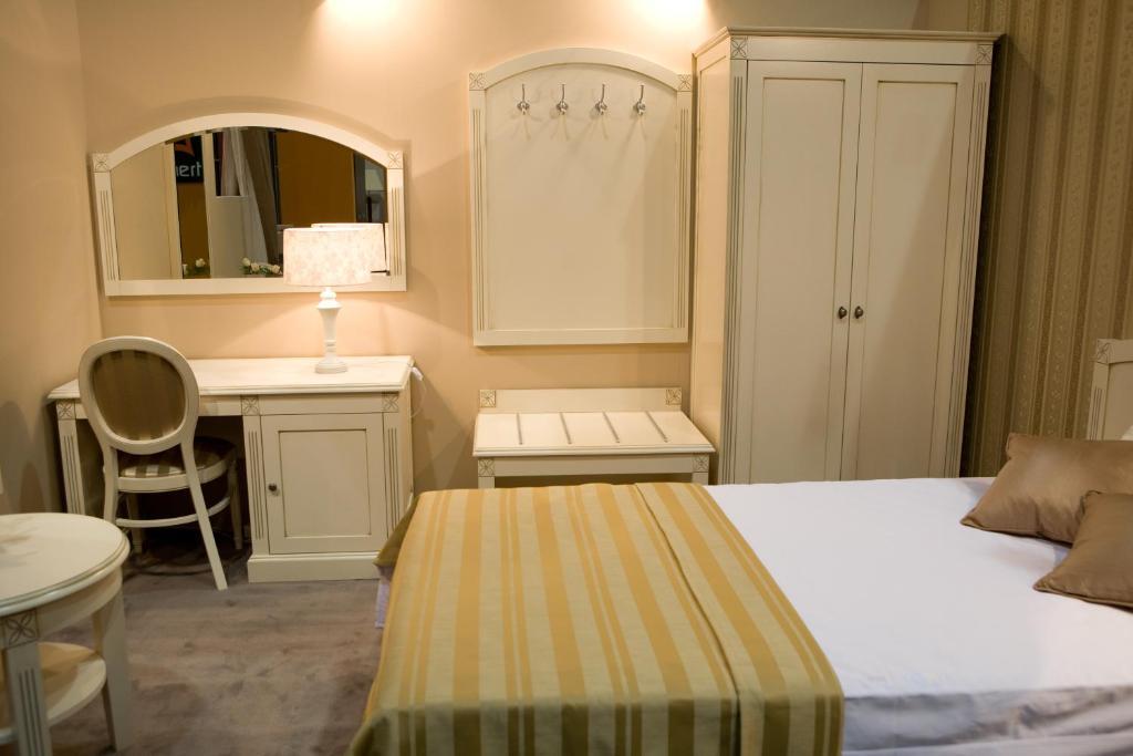 Hotel Kasyno Jarocin Room photo